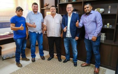 Com o apoio do Deputado Dr. Eugênio de Paiva, P.A Carlos Peliciolli e Lago Grande ganham do governo de Mato Grosso trator para a agricultura familiar!